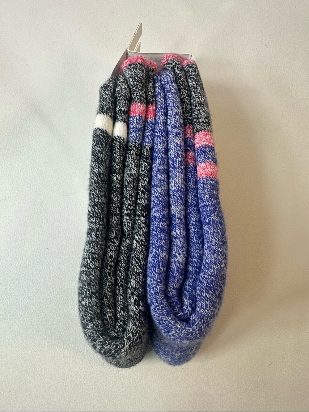 **2 Pairs NEW Men's Pair of Thieves Cozy Crew Socks - Picture 4 of 4